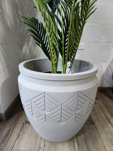Macetero, Poliresina 53*55 Cm, Ultra Livianos, Marca Japi