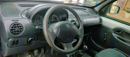 Imagen 9 de 16 de Renault Kangoo 1.6 Furgon 1plc 2017