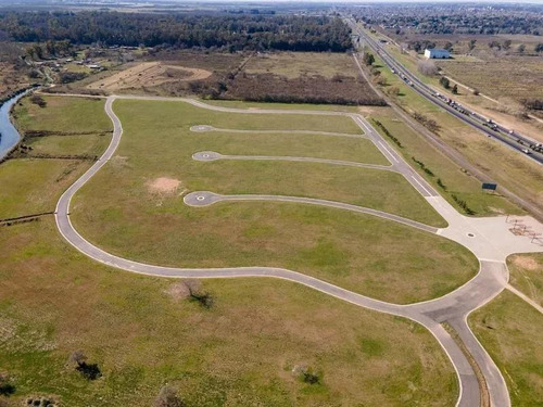 Terreno En Venta - 705mts2 - Aluen, Tristán De Suarez
