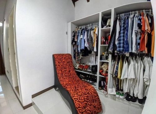 Imagen 7 de 10 de Espectacular Casa En Urb. El Castaño - Maracay 04146878567
