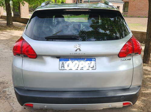 Imagen 4 de 12 de Peugeot 2008 2017 1.6 Feline