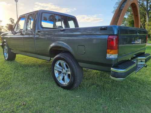 Ford F-100 4.9 I Xlt Super Cab