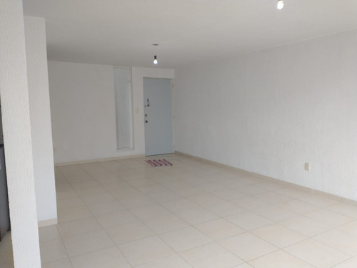 Imagen 4 de 18 de Departamento En Venta P.b Excelente Zona Sur