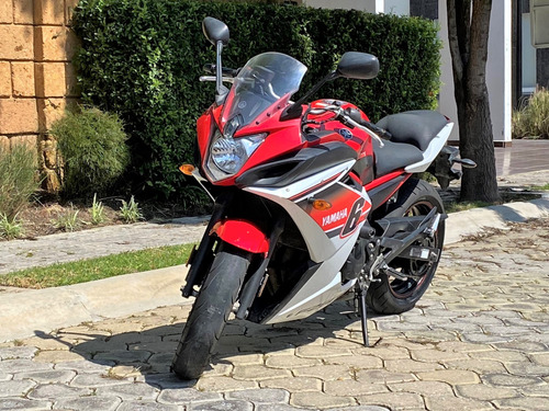 Yamaha Fz6r 2014