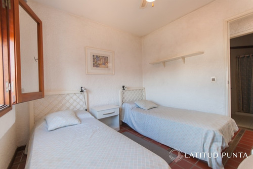 Apartamento Frente Al Mar- Ref: 324