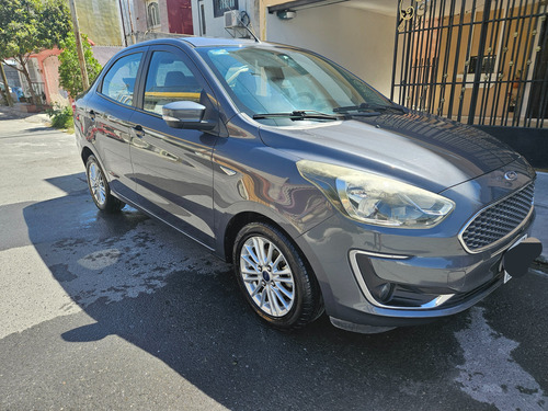 Ford Figo 1.5 Titanium Sedan At
