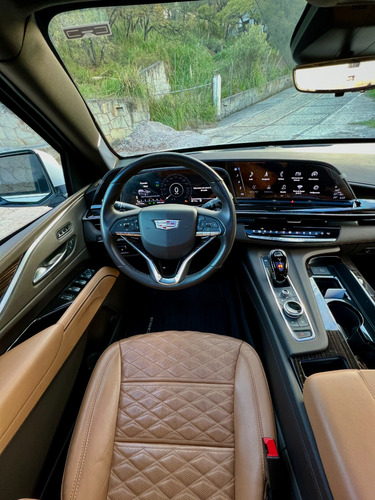 Cadillac Escalade ESV 6.2 Platinum At