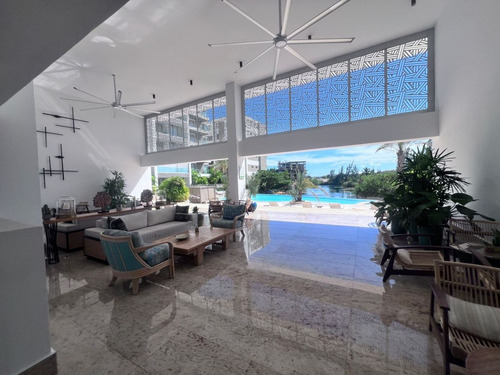 Apartamento Con Linea Blanca De 1 Habitación + Estudio En Alquiler En Cap Cana, Punta Cana, Vista Al Mar