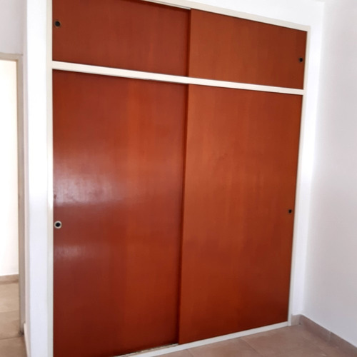 Departamento Ubicado A 1 Cuadra Plaza Pringles