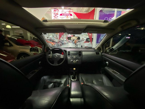 Nissan Tiida Tiida 1.8 SL 16V FLEX 4P MANUAL