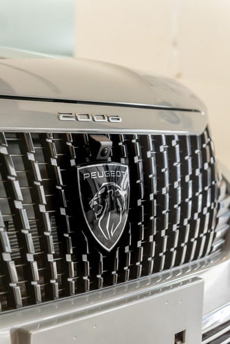 Peugeot 2008 1.0T Allure