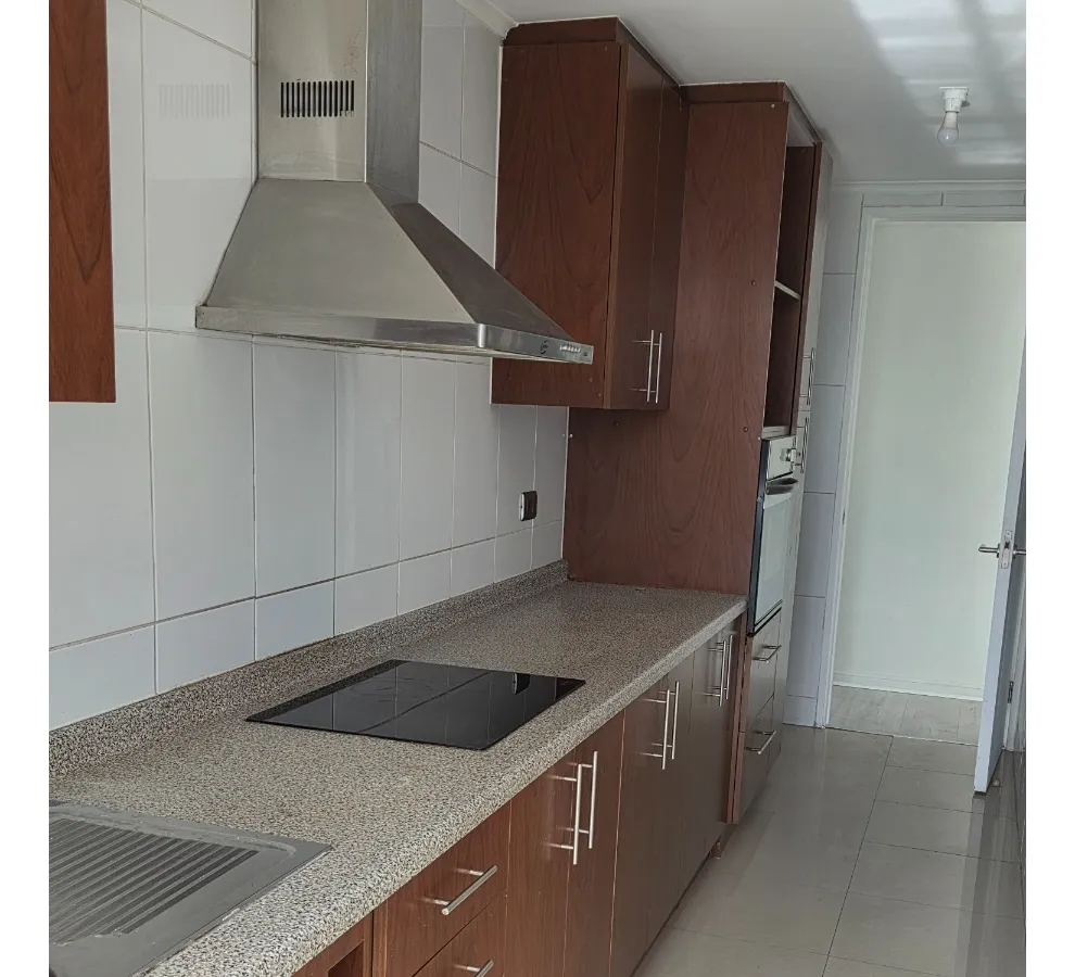Imagen 5 de 17 de Departamento En Venta Entre A. Varas Y Marchant Pereira