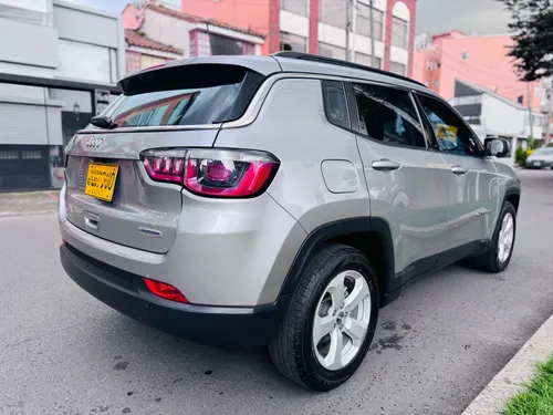 Jeep Compass 2.4 4X2 Longitude At