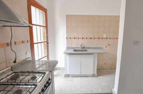 Ph Venta 2 Dormitorios 1 Baño Patio 81 Mts 2 Cubiertos 100 Mts 2 Totales - La Plata