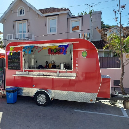 Imagen 6 de 15 de Mantenimiento, Reparacion Y Equipamiento De Food Trucks
