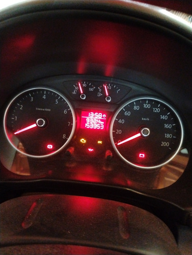Volkswagen Voyage 1.0 Trend Tec Total Flex 4p