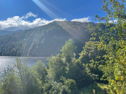 Campo Con Orilla De Lago Riesco Aysén, 538,12 Hectáreas