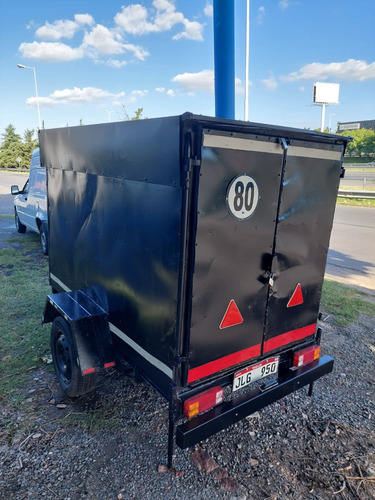 Trailer Furgon Cerrado Usado 750kg