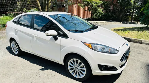 Ford Fiesta 1.6 Sportback Titanium