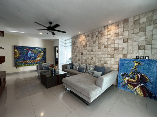 Casa En Venta En Cholul De Una Planta.