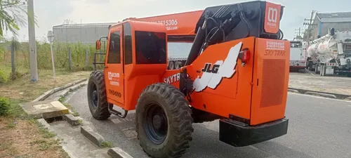 Vendo Telehandler Sky Track 8042