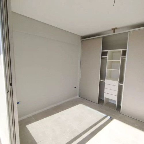 Imagen 10 de 16 de Vende Departamento Un Dormitorio Vista Al Rio
