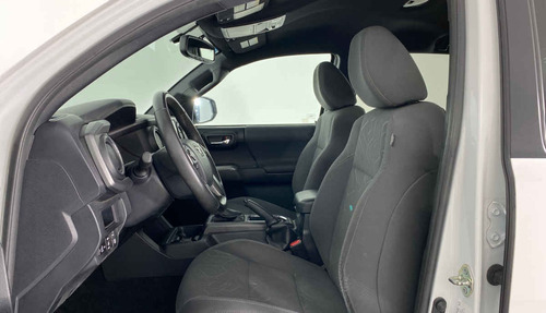 Imagen 2 de 15 de 38526 - Toyota Tacoma 2017 Con Garantía At