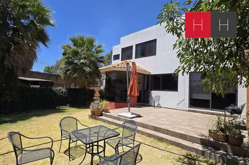 Casa En Venta En Fraccionamiento El Campanario