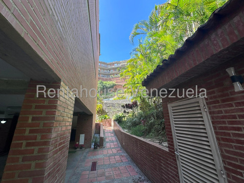 Townhouse En Venta En Villa Nueva Hatillo Cda 25-10925 Yf