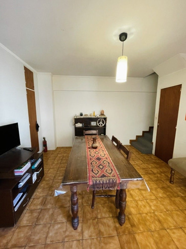 Oportunidad!! Retasado!! Dpto 3 Amb. Tipo Duplex. En El Corazon De Chauvin. Bajas Expensas. Pocas Unidades.