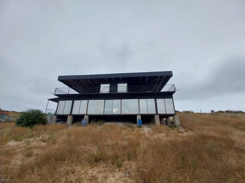 Por Viaje Vendo Casa Con Maravillosa Vista El Estero Tongoy