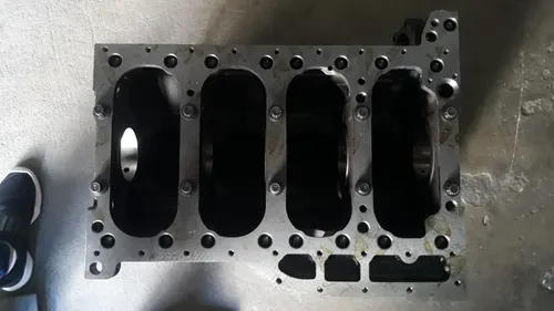Bloque Motor Npr 4hg1t