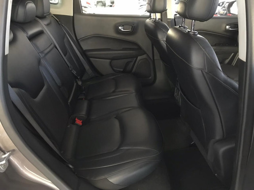 Imagem 8 de 11 de Jeep Compass 2017 2.0 Limited Flex Aut. 5p