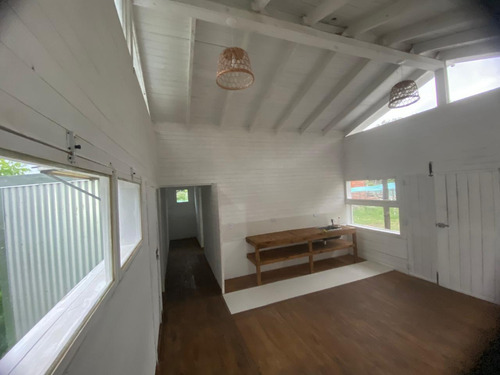 Casa En Venta - 3 Dormitorios 2 Baños - 600mts2 - Ingeniero Maschwitz