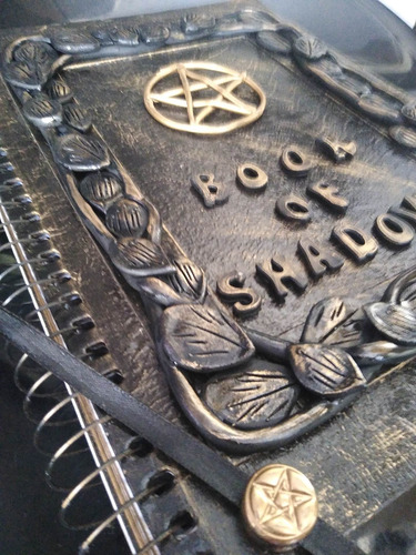 Grimorio Com Pauta 200 Folhas Pentagrama Caderno Místico