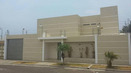 Imagen 1 de 14 de Mls Adl 20-19953 Comoda Casa En Venta En Urb El Rosal
