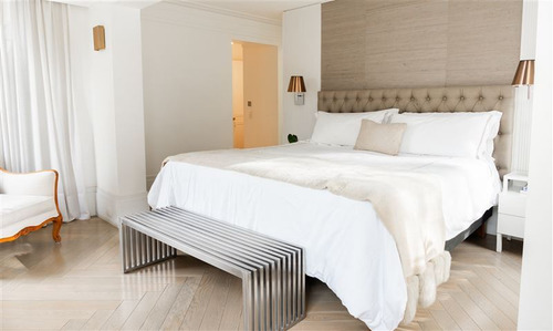 Departamento En Venta De 2 Dorm. En Las Condes