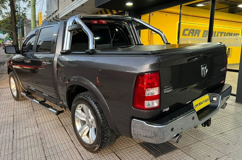 Imagen 2 de 15 de Chrysler Ram 1500 2016 Laramie 5.7 Dc 4x2
