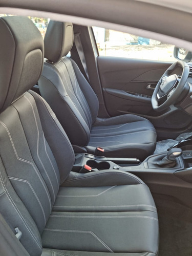 Imagen 8 de 15 de Peugeot 208 1.6 Allure Tiptronic