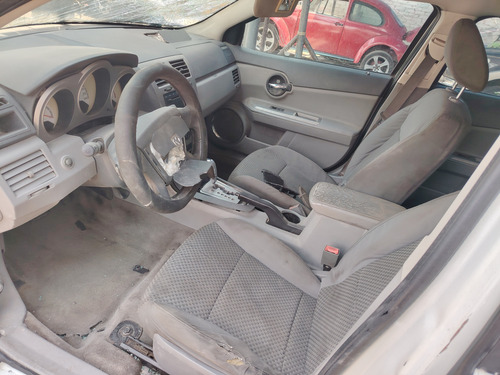 Dodge Avenger Sxt 2.4 4 cilindros