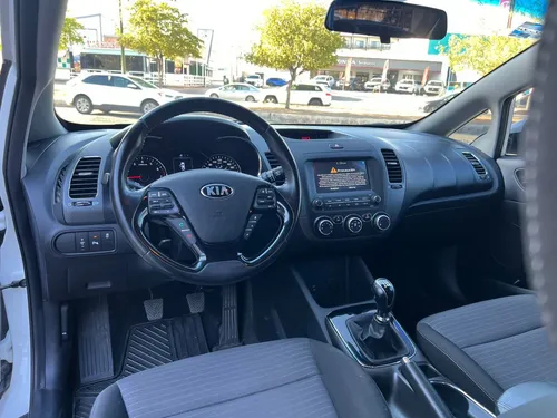 Kia Forte 2.0 Ex Mt