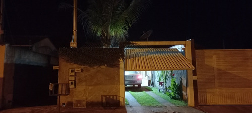 Imagem 2 de 13 de Casa 2 Qrts,um Sendo Suíte,garagem Espaçosa,