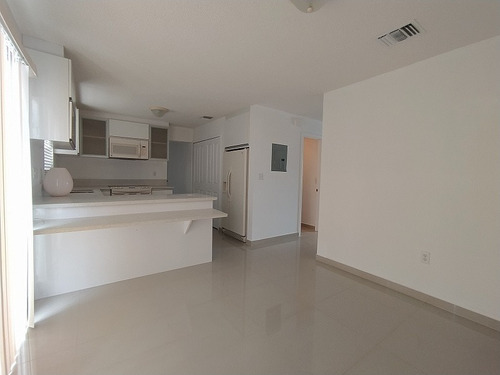 Imagen 4 de 15 de Moderno Town House Ubicado En La Terranova Porlamar Villas