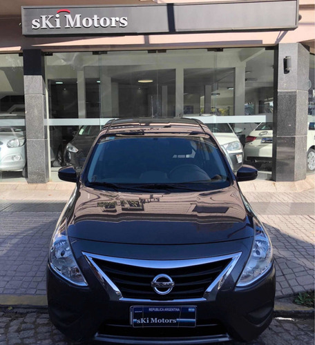 Imagen 3 de 15 de Nissan Versa Sense Aut Automatico 2018