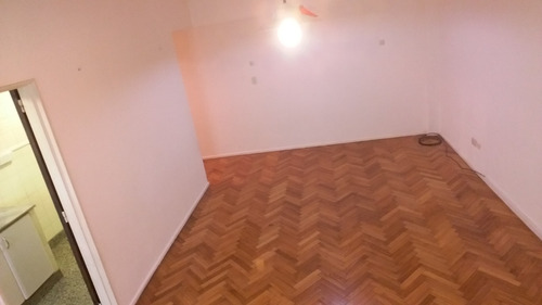 Imagen 5 de 14 de Dueño Alquila Dto. 3 Ambientes Vivienda Y Profesional
