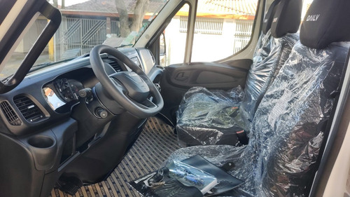 Imagem 11 de 15 de Iveco Daily 35-150 0km