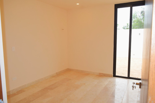 Casa En Venta En Zendera Pivada Residencial En Conkal