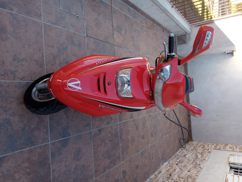 Vendo Scooter Velimotor Supercity 125 (escucho Ofertas)
