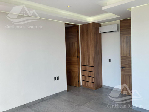 Casa En Venta En Via Cumbres Cancun