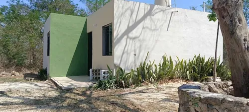 Casa De Dos Recámaras Y Un Baño, Amplio Terreno